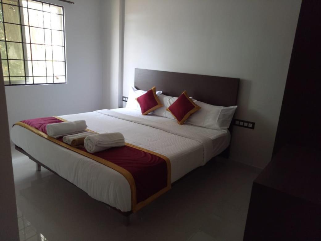 Hotel Grand Kubera Chikmagalūr Dış mekan fotoğraf